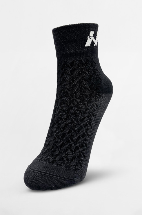 NEBBIA “HI-TECH” N-pattern Crew Socks