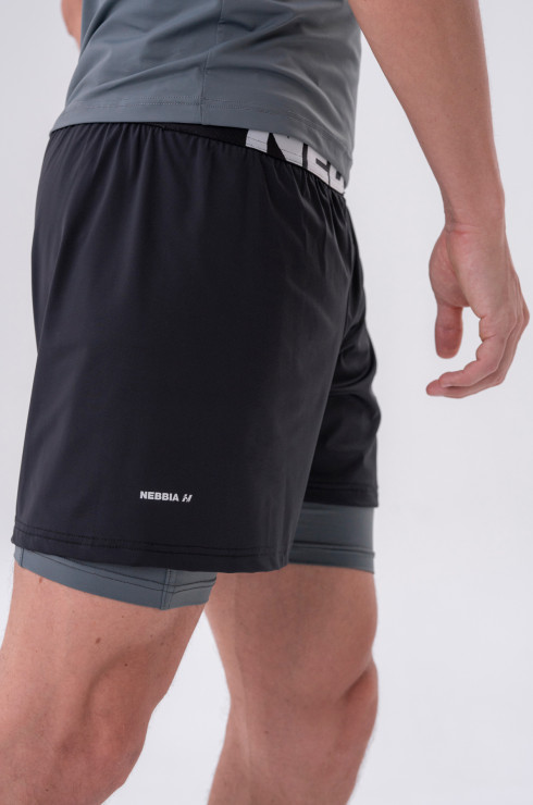 Zweilagige Shorts mit Smartphone-Tasche