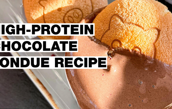 Try out this protein chocolate fondue and feed your muscles!
