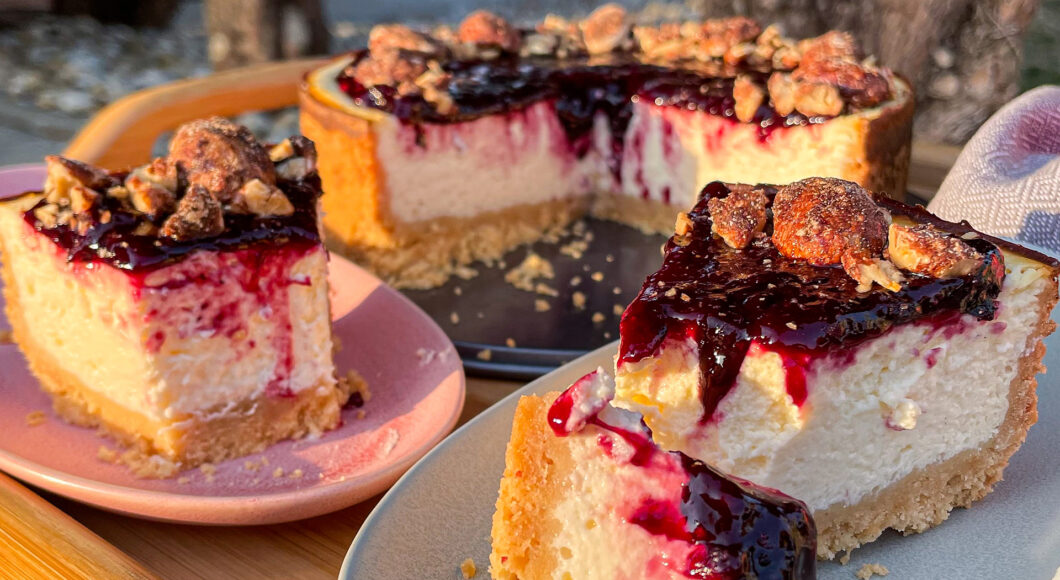 Cheesecake in forma con frutti di bosco: Seguite la ricetta di una famosa fitness food blogger!