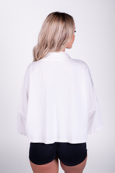 Boxy crop košile s kapsami URBAN MUSE 598 - Image 3