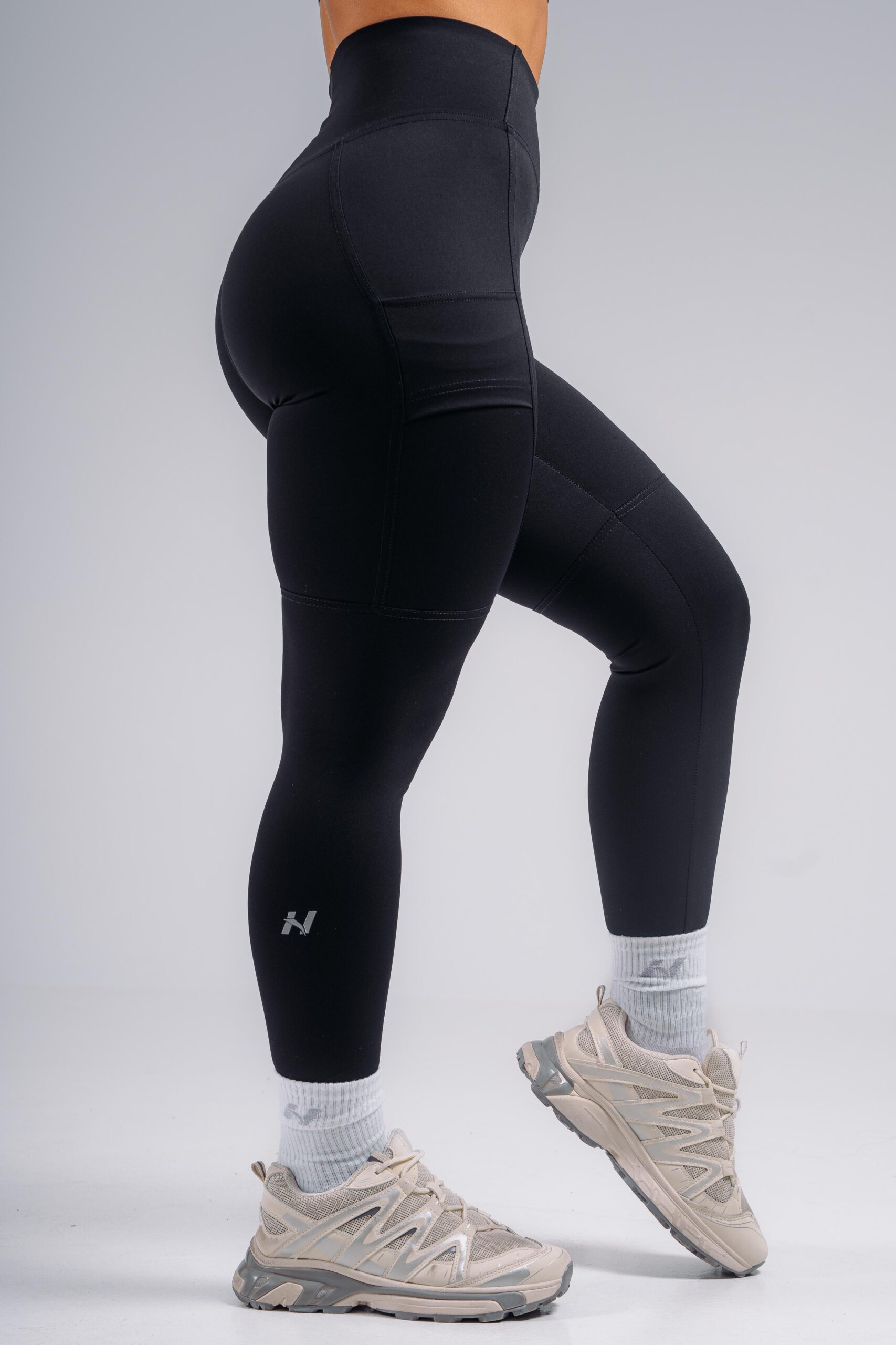 High-Waist Sculpting Leggings with Pockets PRIMAL 851 Black - Image 2
