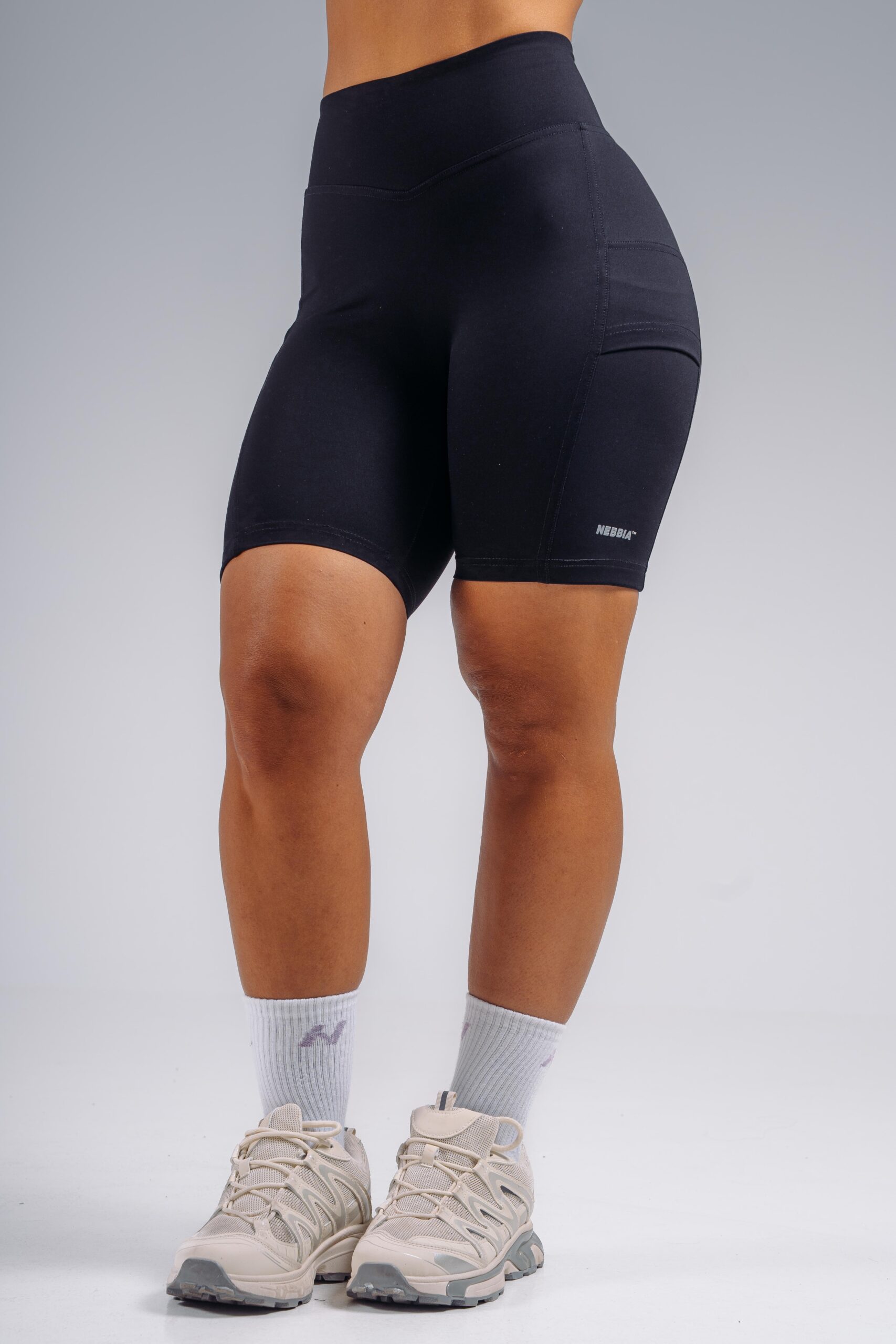 High-Waist Shorts with Pockets PRIMAL 858 Black - Image 3