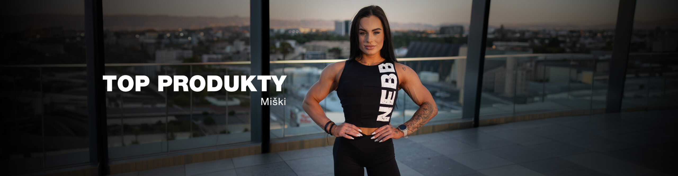 Odkryj odzież sportową, którą Michaela Pavleová najchętniej nosi. Znajdź legginsy premium, biustonosze sportowe, szorty i stroje fitness stworzone z myślą o najwyższej wydajności.