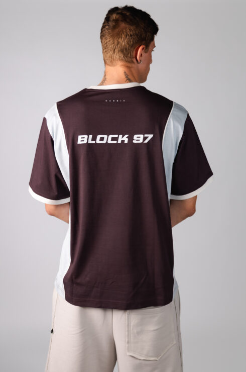 Y2K T-Shirt BLOCK 97 927 dark brown