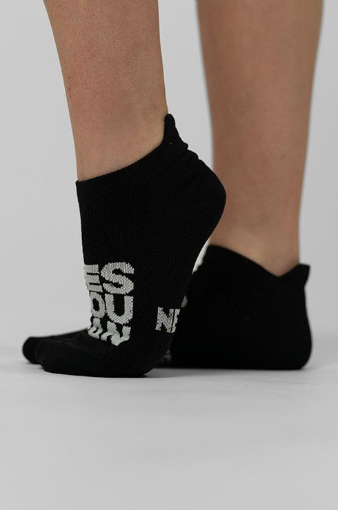 NEBBIA „HI-TECH“ kotníkové ponožky YES YOU CAN